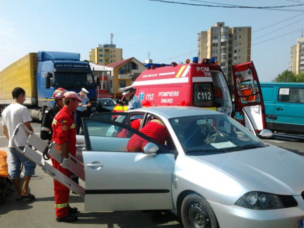 Foto: accident Gold Plaza (c) eMaramures.ro